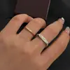 Anillo Popular de Dos Tonos Grabado de Xiaohongshu Otoño e Invierno Retro Lujo Accesible Gama Alta Versátil Par de Anillos Envío Directo