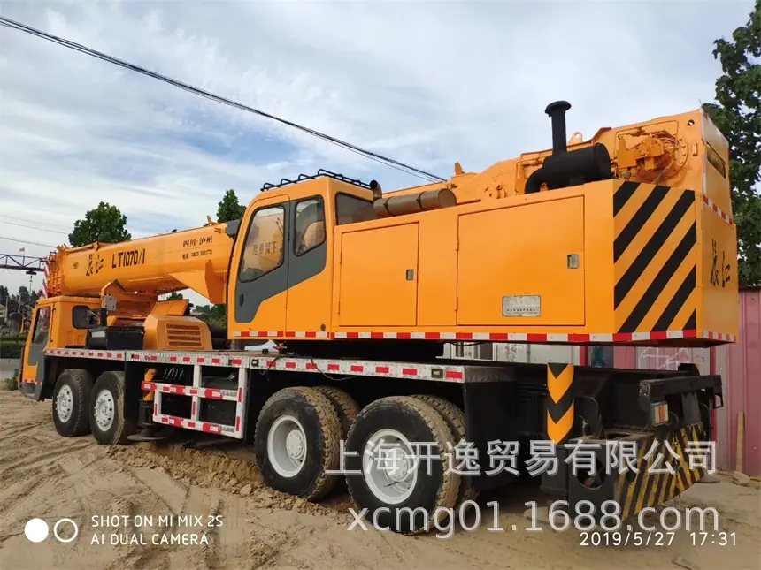 70 ton crane (2)