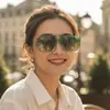 Estilo Europeu e Americano Simples Armação Quadrada com Ponte Dupla Óculos de Sol Versáteis para Férias Moda ao Ar Livre Viagem Proteção Solar Tendência Óculos de Sol Transfronteiriços