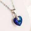2024 Nuevo Colgante de Corazón de Piedra de Cristal Imitación Azul Colgante de Moda Simple de Nicho para Dama Venta al por Mayor de Fábrica
