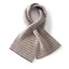 Nueva colección de otoño e invierno: bufanda de jacquard de cachemira a cuadros, diseño unisex, proporciona protección para el cuello, calidez y protección contra el clima frío, un accesorio moderno y versátil
