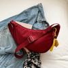 Bolsa Pequena para Mulheres 2023 Nova Simples Estilo Coreano Tendência Bolsa de Ombro Transversal Nylon Casual Cor Sólida Semicírculo Bolsa Estilo Tendência