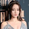 Deli Reba Mismo Estilo Banda para el Cabello con Borlas Colgante Trasero Aretes Falsos de Pedrería Accesorios para el Cabello Pinza para el Cabello Temperamento Banda para el Cabello de Presión Completa