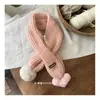 Bufanda para Niños Otoño e Invierno Roja Tejida a Mano Corazón Lana Punto Cubre Cuello Cruzado para Niños y Niñas Bufanda Cálida para Bebé