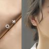 Pendientes pequeños asimétricos con letra XO, estilo coreano, de plata s925, con diamantes incrustados, G6294