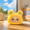 Nuevo llavero de cabeza de animal de peluche para niñas, muñeca linda de dibujos animados de moda, colgante para mochila de estudiante, pequeño regalo