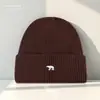 Gorros Cálidos de Lana para Otoño e Invierno para Mujer, Gorros de Punto Bordados de Oso Polar Casual Estilo Coreano, Gorros Fríos para Parejas Estudiantes, Tendencia al por Mayor
