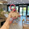Bufanda de Suéter Linda Llavero de Muñeco Oso Muñeca Creativa con Lazo Colgante para Bolsa Colgante Decorativo de Moda