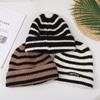 Chapéu Tricotado de Outono e Inverno Feminino Estilo Coreano Combina com Tudo Listrado Lã Tricotada Chapéu Celebridade da Internet Mesmo Estilo Quente Lã Tricotada Chapéu