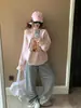 Otoño Temprano 2025 Nuevo Estilo Sudadera Delgada Petite para Mujer Moda Versátil Diseño Hombros Descubiertos Top Tendencia