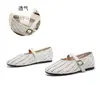 Plantilla de Piel de Oveja de Primera Capa Zapatos Mary Jane 2026 Primavera/Verano Nuevo Estilo Huecos Planos de Moda Casual Versátiles Zapatos para Mujer