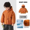 Chaqueta impermeable para niños, estilo Europa, prenda de invierno, forrada de forro polar y engrosada, ropa infantil de nuevo estilo, ropa de invierno para niños y bebés