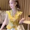 2025 Estilo Ajiguo para Mujer Lujo Accesible de Gama Alta Lujo Accesible Único Hermoso Elegante Nuevo Chinoiserie Amarillo Manga Corta Voladora Top