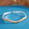 Pulseira de personagem de prata com pé de prata 999, padrão de grama em rolo de ouro azul ardente, pulseira baoxianhua, joias femininas de moda nacional retrô literárias