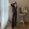 Elegante conjunto esportivo preto para mulheres, outono e inverno, estiloso e emagrecedor, conjunto de duas peças de calça casual de tricô, fornecimento direto de Dalang