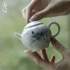 Tetera Qingji pintada a mano en azul y blanco con urraca y Dengzhi, juego de té kung fu, color de bajo vidriado literati, filtro de agujero de bola, tetera de mano para el hogar