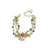 Pulsera de Corazón de Amor con Lazo y Borla Estilo Lujo Ligero Europeo y Americano, Moderna y Versátil, Diseño de Nicho con un Toque de Alta Gama, Pulsera de Lazo