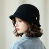 Novo chapéu de lã tweed retrô estilo francês para mulheres, chapéu de pescador de lã moderno para outono e inverno, chapéu bucket elegante que afina o rosto