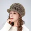 Novo Chapéu de Tricô de Inverno para Mulheres, Meia-Idade e Idosos, Forrado com Lã e Espessado, Boina com Aba, Quente e à Prova de Vento, Chapéu de Lã da Mamãe