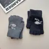Luvas de Meio Dedo Quentes e Grossas de Inverno Padrão de Baleia Fofo de Desenho Animado Japonês Luvas de Lã Tricotadas com Forro de Fleece para Tela de Toque