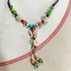 Collar con colgante de campana de mariposa de cerámica de estilo étnico retro para mujer, diseño nuevo y moderno, cadena larga para suéter, accesorios