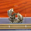 Peixe de Latão de Peixes Brincando com Tesouros Peixe Criativo Saltando sobre o Dragão Decoração de Mesa Decoração com Abundância Todos os Anos Peixes Brincando com Pérolas Ornamento de Latão