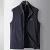 Chaleco Casual para Hombre 2025 Primavera y Otoño Cuello Alto Ligeramente Elástico Gama Alta Lujo Negocios Versión con Cremallera Color Sólido Chaqueta sin Mangas para Hombres Jóvenes y de Mediana Edad