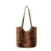 Bolso Elegante de Moda de Gran Capacidad para Mujer 2026 Nueva Moda Versátil Nicho Piel Sintética Bolso de Hombro Bolso de Mano para el Trabajo