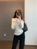 Una pieza para otoño e invierno~Suave, amigable con la piel, canalé fino, textura ligeramente transparente, hilo metálico, tejido de cuello redondo H091811