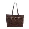 Bolso de mano de lunares de moda para mujer, nueva colección 2026, bolso de hombro de gran capacidad para el trabajo, bolso tote vintage de gamuza