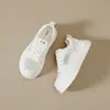 Zapatillas Blancas Transpirables de Malla con Aumento de Altura de 4 cm de Suela Gruesa 26 Nuevo Modelo de Verano Calzado Deportivo Casual Ultraligero para Mujer Que No Cansa los Pies