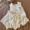 Pijama ligero y transpirable de tacto fresco para mujer, talla grande, corte holgado, ribete de encaje, cárdigan sin mangas con estampado de gato KT y copas incorporadas, conjunto de dos piezas