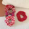 Ambiente de Año Nuevo 2025 Scrunchie de Felpa Roja Otoño e Invierno Aclarador Goma para el Cabello Accesorios para Moño Femenino
