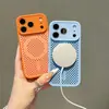Aplicable para iPhone 18 Pro Max Funda Magnética para Teléfono con Sensación de Piel Agujeros de Disipación de Calor Mate Apple 17 Funda Protectora Creativa 16