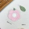 Hecho a mano diy lana tejido ganchillo accesorios joyería llavero colgante lindo Caqui fresa manzana material venta al por mayor