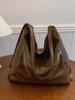 Bolso de Moda de Gran Capacidad para Mujer 2026 Otoño e Invierno Nuevo Estilo Bolso de Hombro con un Diseño Elegante para el Trayecto Diario, Bolso Cruzado, Mochila