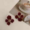 Pendientes de flores de terciopelo, ligeros y de lujo, elegantes y avanzados, atmosféricos, para otoño e invierno, rojos, para mujer, estilo TikTok
