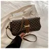 Bolsa Transversal Elegante com Costura em Cor Contrastante e Textura Retrô para Mulheres 2025 Nova Moda Nicho Estilo Ins Bolsa de Ombro Elegante