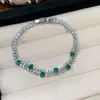 Pulsera de Flor Rombo Zirconia Estilo Lujo Ligero, Pulsera Sencilla de Moda Personalizada, Joyería Exquisita y Elegante para el Día a Día para Mujeres