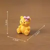 Paisagem em miniatura, cartola de desenho animado fofa, gravata borboleta, figura de ursinho de pelúcia, decoração DIY, enfeite para pendurar, pequeno display de mesa