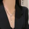 Collar de metal elegante, ligero y de lujo, de estilo europeo y americano, elegante, de otoño e invierno, con cadena de lana, cadena de clavícula con sentido avanzado, joyería personalizada para mujer.