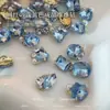 Taladro de uñas de pila azul claro joyería de uñas azul brillante cristal azul almohada de azúcar cuadrado rectangular hacha gorda cuadrada taladro de uñas de pila terminado