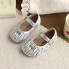 Zapatos de Cuero para Niñas 2026 Primavera/Otoño Nuevo Estilo Mocasines Suaves para Niños Zapatos Planos Bajos Estilo Francés de Princesa para Niñas