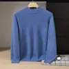 Nueva camiseta base de punto de cachemira para otoño e invierno, moderna y suave, adecuada para negocios y para ir al trabajo, color liso, cuello medio alto, cálida para hombre