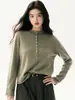 Suéter de tricô 100% cashmere em estilo francês, com corte relaxed, para mulheres, perfeito para outono e inverno, macio e versátil, criando um visual suave e elegante como peça básica.