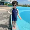 Roupa de Banho Infantil Masculina 2026 Roupas Infantis Novo Maiô Peça Única Roupa de Banho Infantil Maiô Masculino Bebê Manga Longa com Zíper