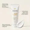 Crema Protectora Ligera con una Textura Ligera e Hidratante que Cuida la Piel Expuesta al Sol en Verano, Proporcionando una Crema Protectora Refrescante y Cómoda