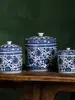 Pote de chá de cerâmica Jingdezhen, porcelana azul e branca antiga, não vedado com tampa, pote de armazenamento doméstico, estilo Novo Chinês retrô