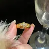 [Chapado en Oro Real] Moda de Corea del Sur Personalizado Flor Diseño Nicho Sentido Avanzado Lujo Ligero Exquisito Anillo Trendy Ins