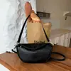 Bolsa de axila retrô transfronteiriça para mulheres, nova moda 2026, bolsa versátil de ombro e transversal, bolsa de bolinho de alta qualidade